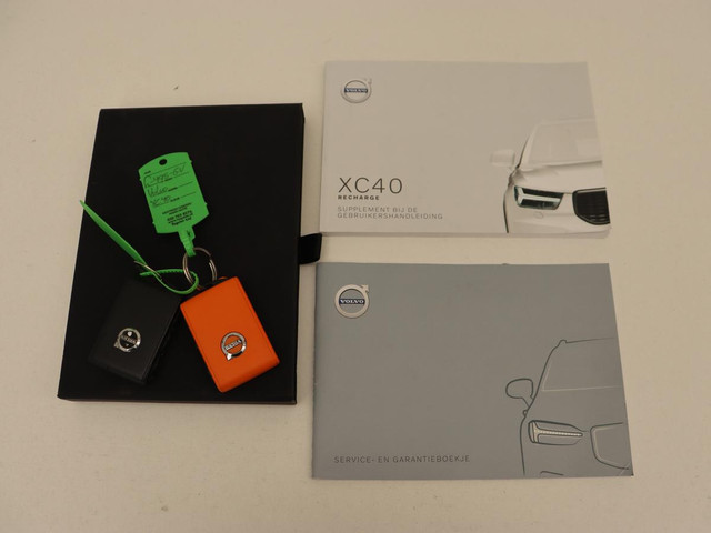 Volvo XC40 1.5 T4 Recharge Inscription Expression | Trekhaak | Carplay | Navigatie | Climate control | Parkeerhulp | Cruise control | Full