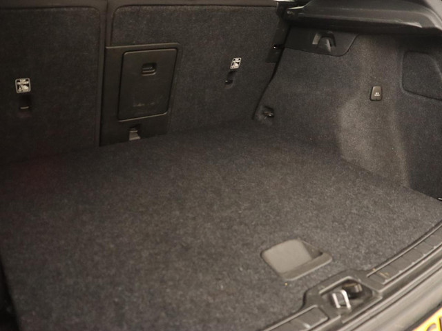 Volvo XC40 1.5 T4 Recharge Inscription Expression | Trekhaak | Carplay | Navigatie | Climate control | Parkeerhulp | Cruise control | Full