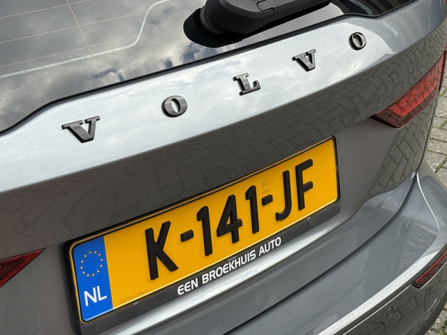 Volvo V60 2.0 B3 Momentum Advantage | R-Design | Elek. Trekhaak | Camera | Dealer onderhouden