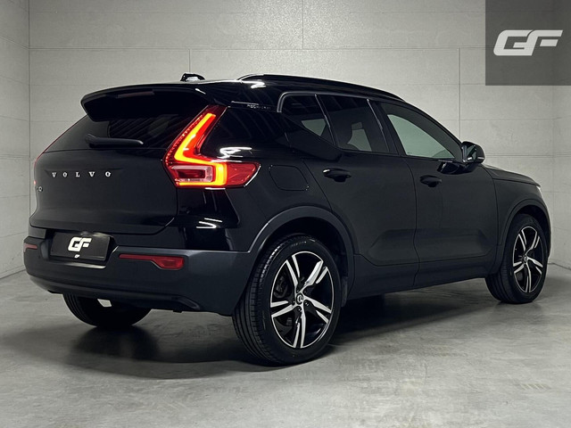 Volvo XC40 1.5 T5 Recharge R-Design Pano H K 360° ACC Autopilot