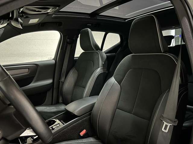 Volvo XC40 1.5 T5 Recharge R-Design Pano H K 360° ACC Autopilot