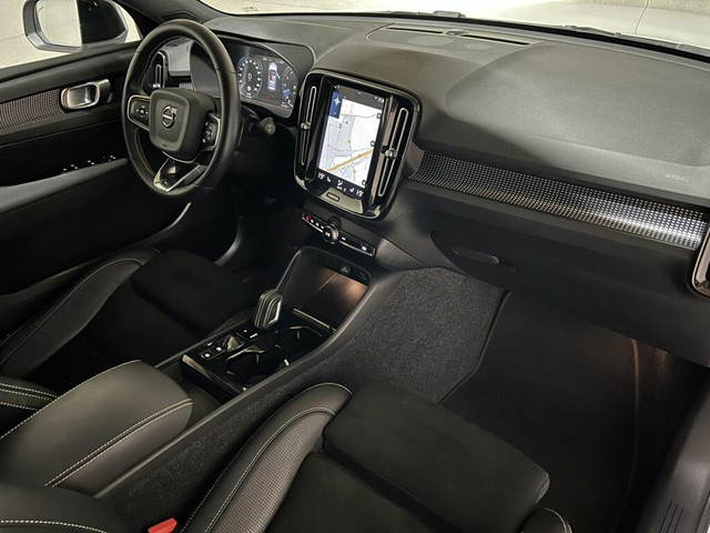 Volvo XC40 1.5 T5 Recharge R-Design Pano H K 360° ACC Autopilot