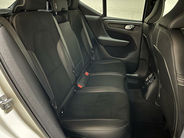 Volvo XC40 1.5 T5 Recharge R-Design Pano H K 360° ACC Autopilot