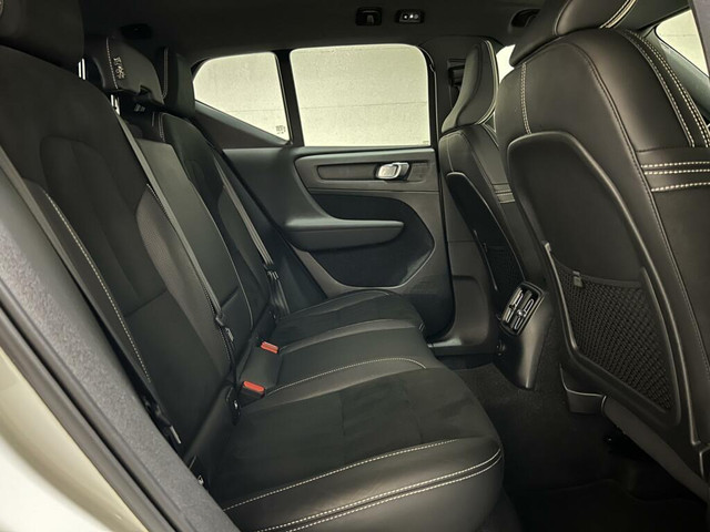Volvo XC40 1.5 T5 Recharge R-Design Pano H K 360° ACC Autopilot