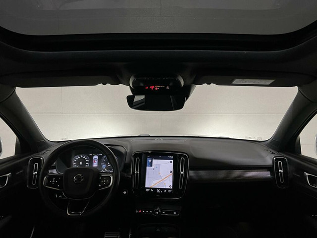 Volvo XC40 1.5 T5 Recharge R-Design Pano H K 360° ACC Autopilot