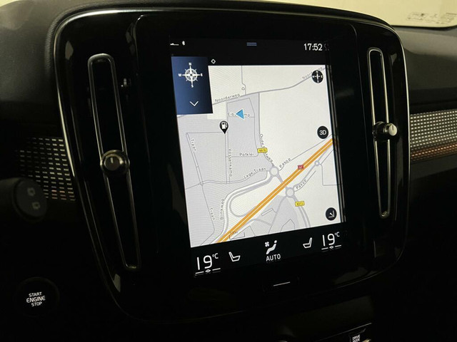 Volvo XC40 1.5 T5 Recharge R-Design Pano H K 360° ACC Autopilot