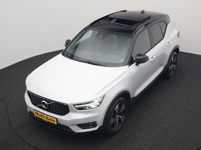 Volvo XC40 T4 Recharge R-Design Plug In Hybrid 211pk Dealer O.H PHEV | Panodak | Adaptive Cruise | 360 Camera | Alcantara Sportstoelen Memo