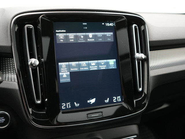 Volvo XC40 T4 Recharge R-Design Plug In Hybrid 211pk Dealer O.H PHEV | Panodak | Adaptive Cruise | 360 Camera | Alcantara Sportstoelen Memo