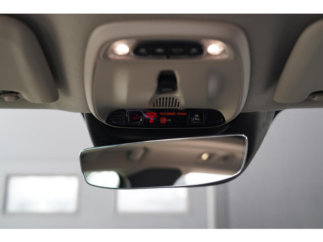 Volvo XC40 1.5 T5 Recharge Inscription | Dealer onderhouden | Harman Kardon | Elektrisch verstelbare voorstoelen | Panoramisch schuif kante