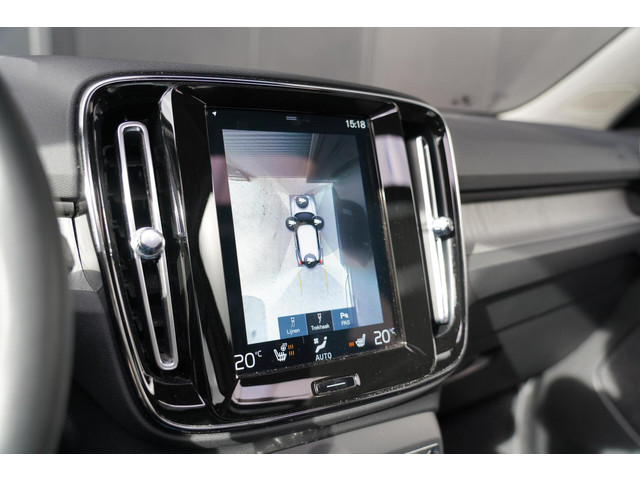 Volvo XC40 1.5 T5 Recharge Inscription | Dealer onderhouden | Harman Kardon | Elektrisch verstelbare voorstoelen | Panoramisch schuif kante