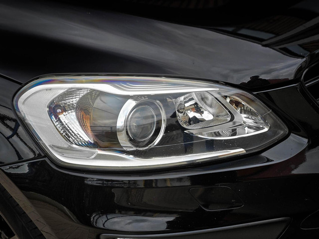Volvo XC60 2.0 D4 R-Design | MEMORY | XENON | CRUISE | DAB |