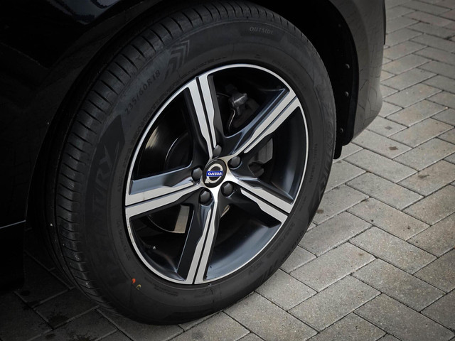 Volvo XC60 2.0 D4 R-Design | MEMORY | XENON | CRUISE | DAB |