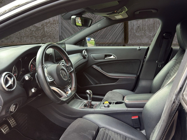 Mercedes-Benz CLA Shooting Brake 180 AMG Business Solution