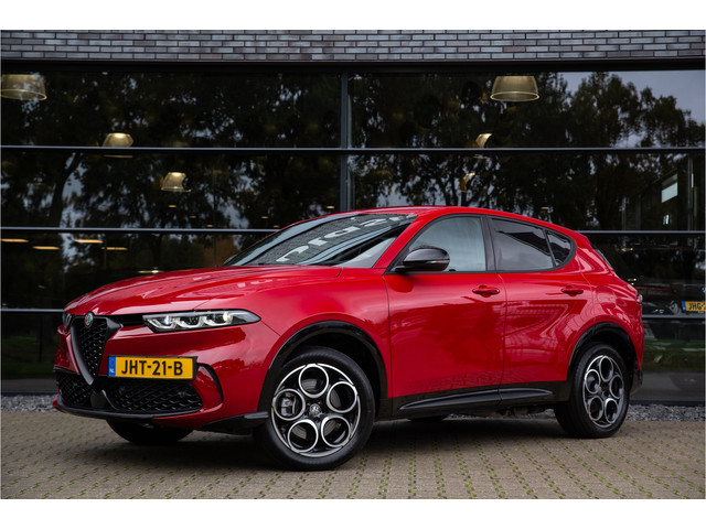 alfa-romeo-tonale-1.3t-phev-sprint---adaptive-cruise--camera-