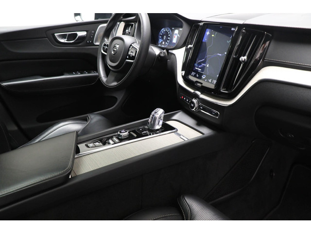 Volvo XC60 2.0 T8 Twin Engine AWD Inscription | HEAD UP | BOWERS & WILKINS | PANORAMADAK | 360 CAMERA | TREKHAAK | 22