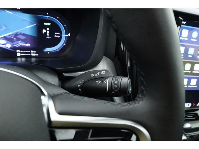 Volvo XC60 T8 Recharge Plus Black Edition | Luchtvering | Bowers & Wilkins | Pano | Memory | 360cam | Trekhaak