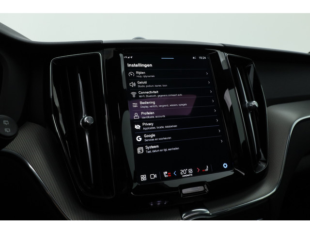 Volvo XC60 T8 Recharge Plus Black Edition | Luchtvering | Bowers & Wilkins | Pano | Memory | 360cam | Trekhaak