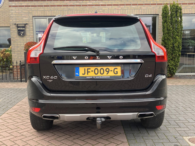 Volvo XC60 2.0 D4 FWD Ocean Race | Trekhaak | Leder | Elek. stoelen