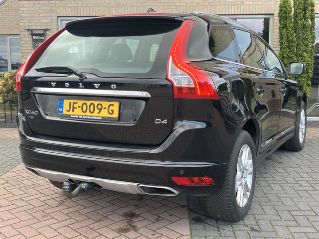 Volvo XC60 2.0 D4 FWD Ocean Race | Trekhaak | Leder | Elek. stoelen