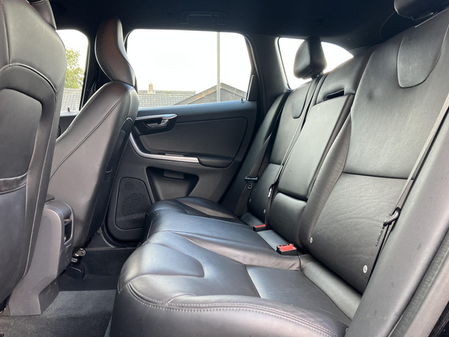 Volvo XC60 2.0 D4 FWD Ocean Race | Trekhaak | Leder | Elek. stoelen