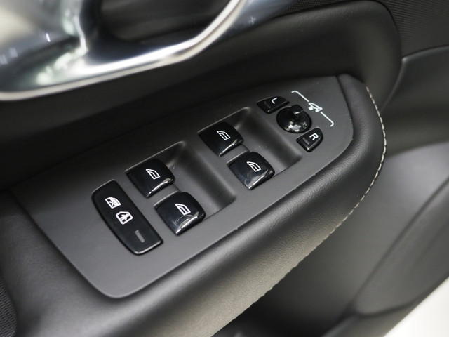 Volvo XC90 2.0 T8 Recharge AWD Ultimate 7P Long Range | Panoramadak | Pilot Assist | Harman Kardon | Massage | Head Up | Camera