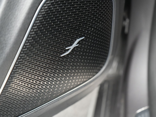 Mercedes-Benz CLA Shooting Brake 250 e AMG Plug In Hybrid 218pk Dealer O.H PHEV | Trekhaak Af Fabriek | Panodak | Burmester Sound | Adaptive Cruis