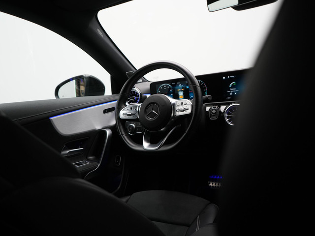 Mercedes-Benz CLA Shooting Brake 250 e AMG Plug In Hybrid 218pk Dealer O.H PHEV | Trekhaak Af Fabriek | Panodak | Burmester Sound | Adaptive Cruis