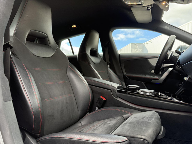 Mercedes-Benz CLA Shooting Brake Aut. 180d Business Sol. AMG | Navi | Camera | Sfeer Verlichting |