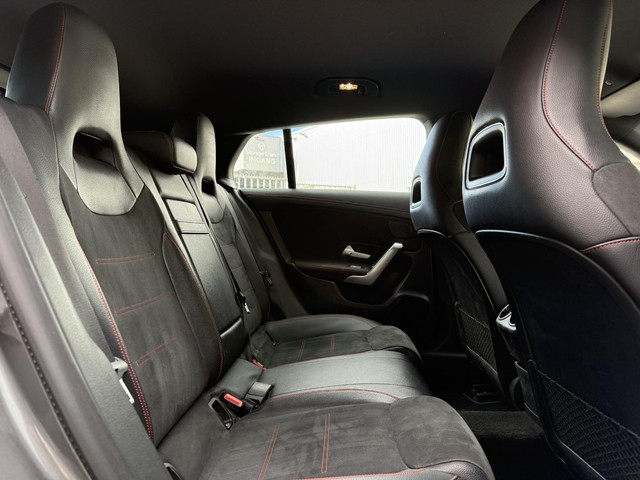 Mercedes-Benz CLA Shooting Brake Aut. 180d Business Sol. AMG | Navi | Camera | Sfeer Verlichting |