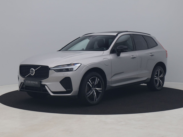volvo-xc60-2.0-recharge-t6-awd-r-design---pano---camera---adaptive---bw---memory---luchtvering---stoel--en-stuurverw.---trekhaak