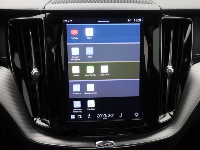 Volvo XC60 2.0 Recharge T6 AWD R-Design | PANO | CAMERA | ADAPTIVE | B&W | MEMORY | LUCHTVERING | STOEL- EN STUURVERW. | TREKHAAK
