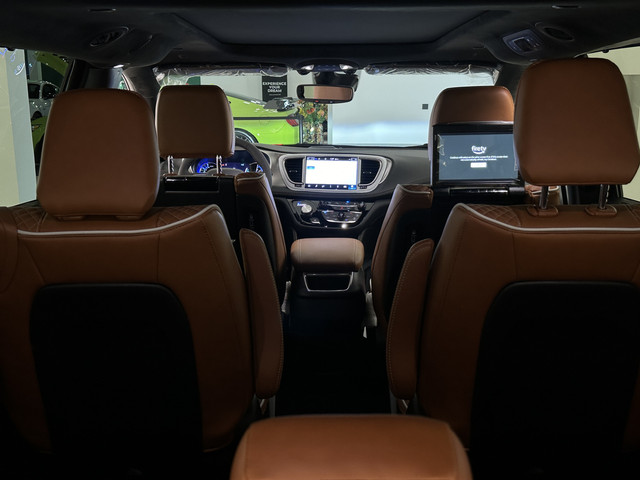 Chrysler Voyager 3.6 Plug-in Hybride PINNACLE