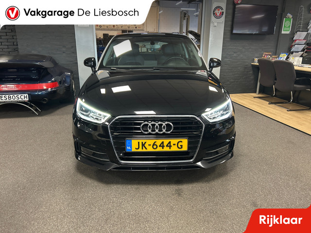 Audi A1 1.0 TFSI Sport Pro Line S   leder-alcantara  parkeersensoren v+a   Bose   Xenon