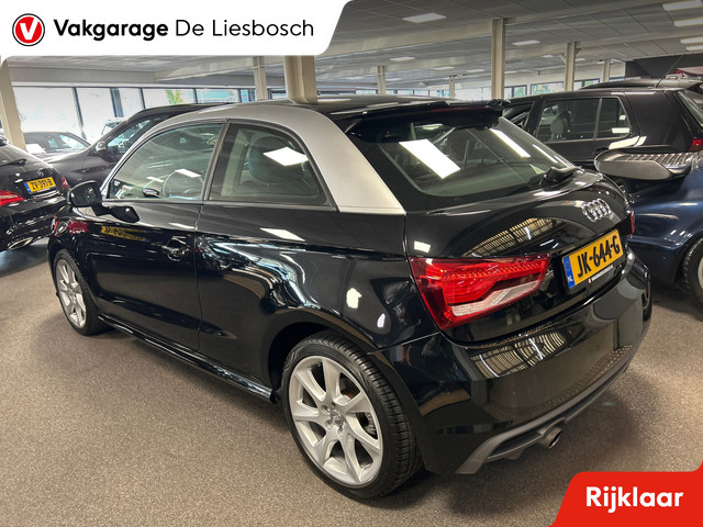 Audi A1 1.0 TFSI Sport Pro Line S   leder-alcantara  parkeersensoren v+a   Bose   Xenon
