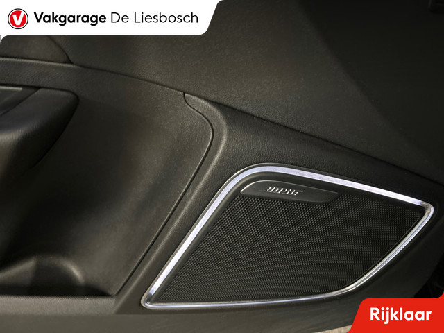 Audi A1 1.0 TFSI Sport Pro Line S   leder-alcantara  parkeersensoren v+a   Bose   Xenon