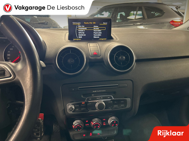 Audi A1 1.0 TFSI Sport Pro Line S   leder-alcantara  parkeersensoren v+a   Bose   Xenon