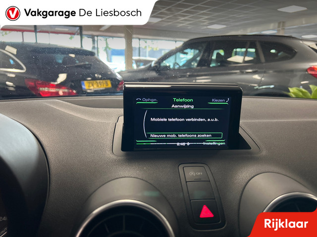 Audi A1 1.0 TFSI Sport Pro Line S   leder-alcantara  parkeersensoren v+a   Bose   Xenon