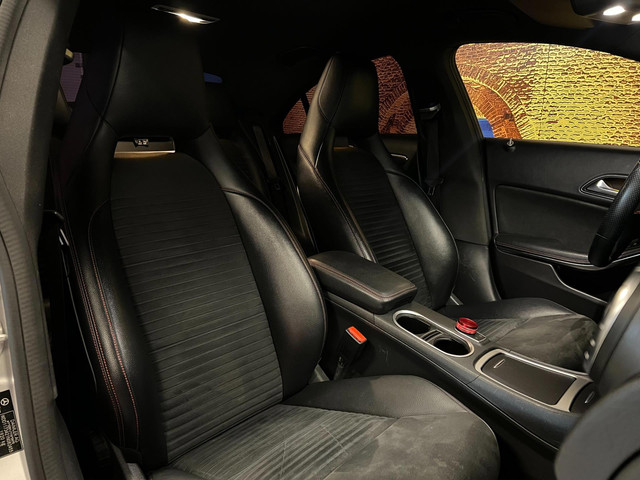 Mercedes-Benz CLA 180 AMG Aut Xenon Night Pakket Camera