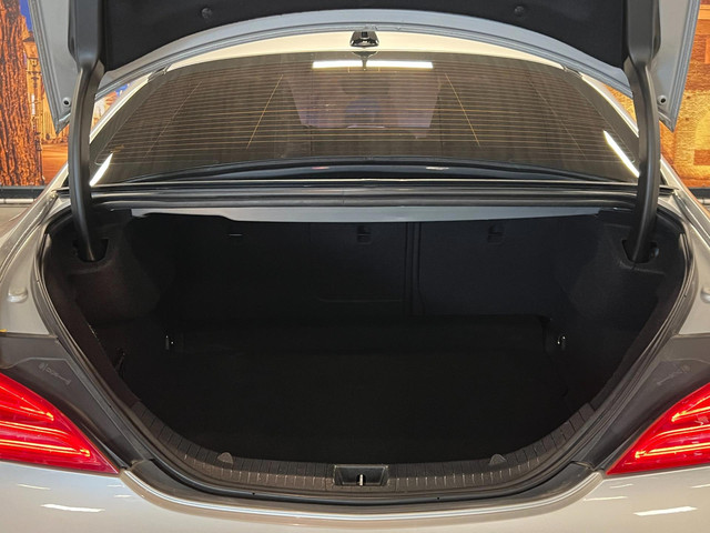 Mercedes-Benz CLA 180 AMG Aut Xenon Night Pakket Camera
