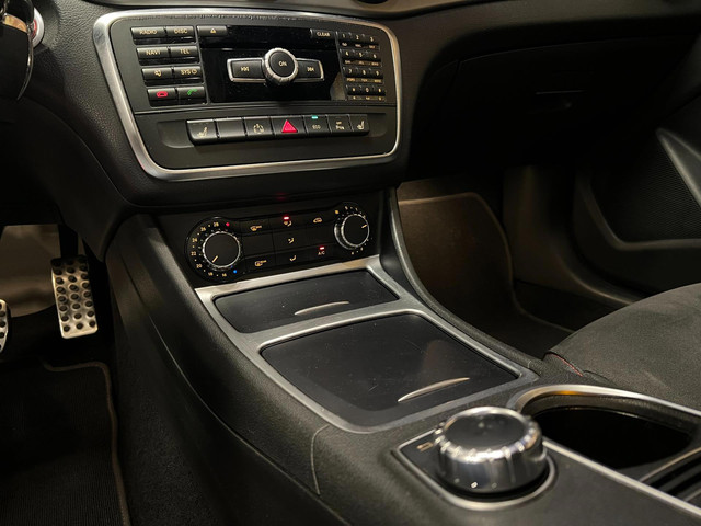 Mercedes-Benz CLA 180 AMG Aut Xenon Night Pakket Camera