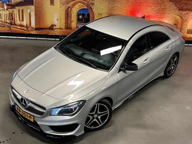 Mercedes-Benz CLA 180 AMG Aut Xenon Night Pakket Camera
