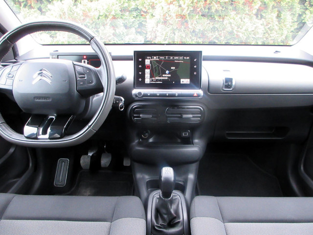 Citroen C4 Cactus 1.2 PureTech Shine *Navigatie*Trekhaak*
