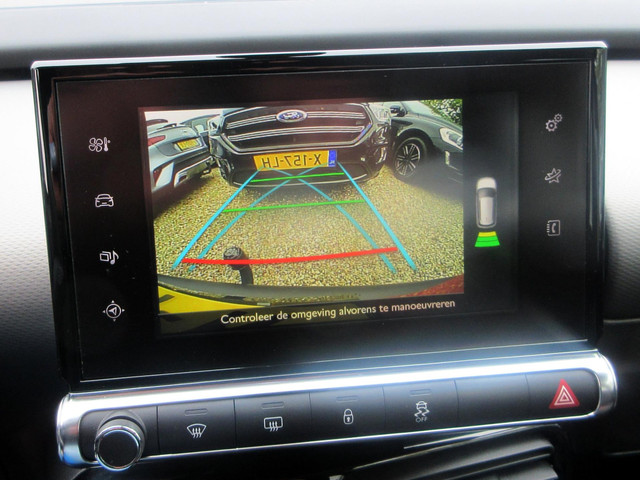Citroen C4 Cactus 1.2 PureTech Shine *Navigatie*Trekhaak*