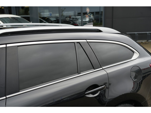 Mazda 6 Sportbreak 2.0 SkyActiv-G 165 Comfort 165pk Navigatie Stoelverwarming Camera