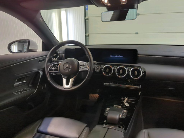 Mercedes-Benz CLA 180 Aut. Business Sol. | Navi | Camera | Led |
