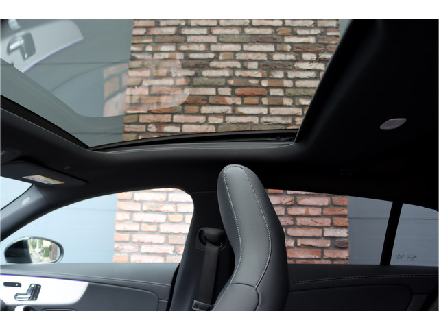 Mercedes-Benz CLA Shooting Brake 250 e AMG Line Aut8 | Facelift | Panoramadak | Distronic+ | Memory | Verwarmd Stuuwiel | Leder | HUD | Sfeerverli