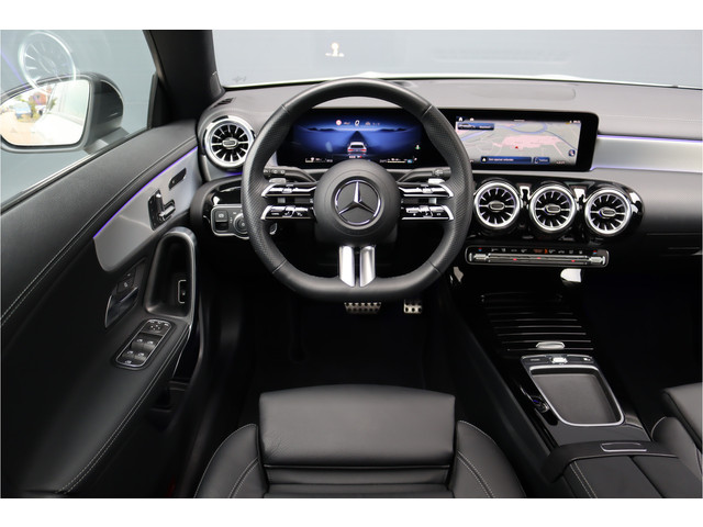 Mercedes-Benz CLA Shooting Brake 250 e AMG Line Aut8 | Facelift | Panoramadak | Distronic+ | Memory | Verwarmd Stuuwiel | Leder | HUD | Sfeerverli