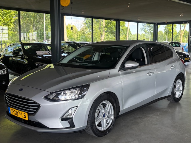 ford-focus-1.0-ecoboost-125pk-titanium-business