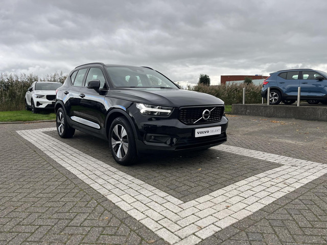 volvo-xc40-t4-plug-in-hybrid-r-design-expression---lederen-bekleding---climate-pack---trekhaak--