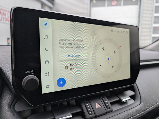 Toyota RAV4 2.5 Hybrid Style SPECIALE LAK STUUR- STOEL- EN VOORRUITVERWARMING LEER APPLE & ANDROID ELEK. ACHTERKLEP